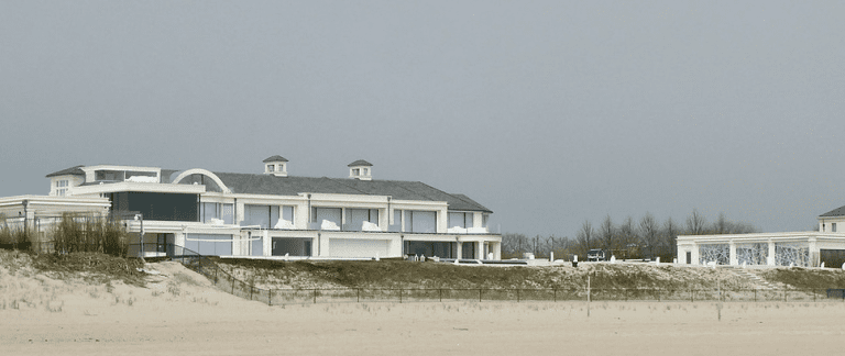 Tips for Families Living Together Over the Summer