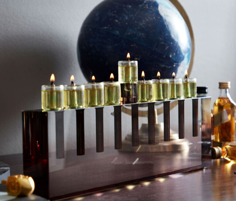 Words of Rabbi Eli J. Mansour – Earning VIP Treatment